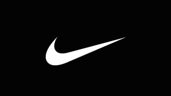 Converse clearance logo nike